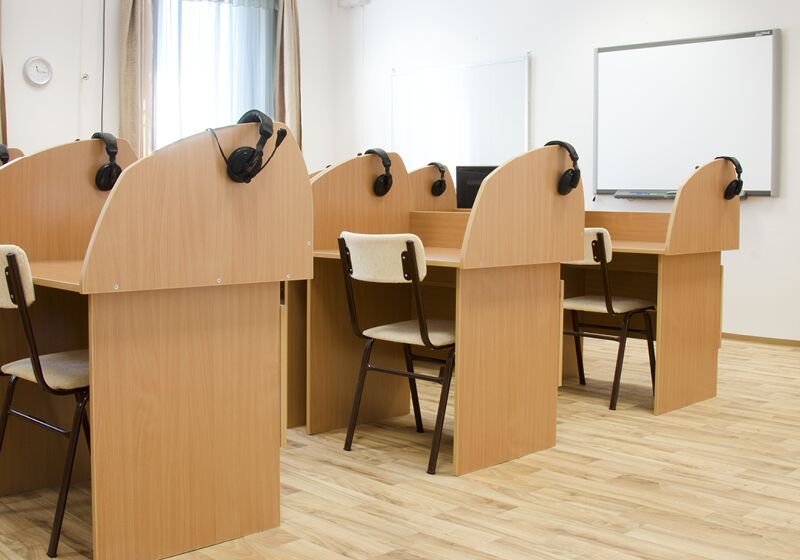 mobilier laborator lingvistic